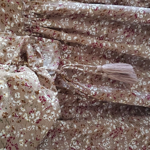 NWT Mikarose August praline ditsy floral  dress - Picture 8 of 9